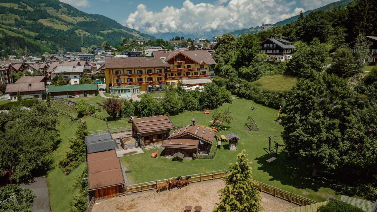 Hotel Lerch Sankt Johann im Pongau Esterno foto